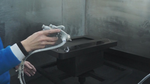 穿墻雷達(dá)噴油