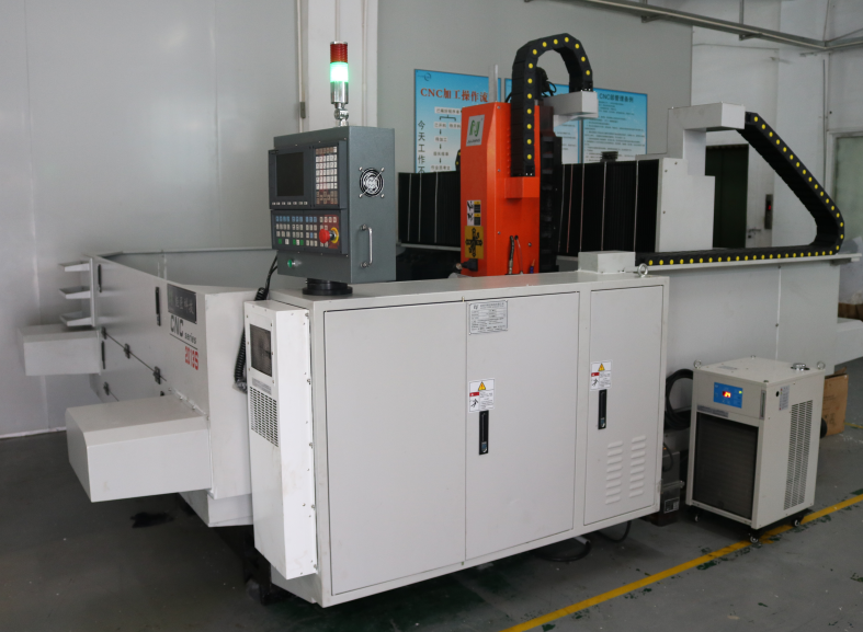 拓維2米加工設備